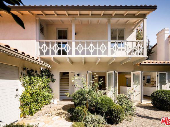 2252 Kenilworth Avenue, Los Angeles CA 90039
