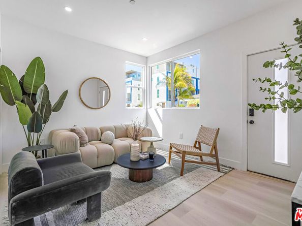 5832 David Avenue, Culver City CA 90034