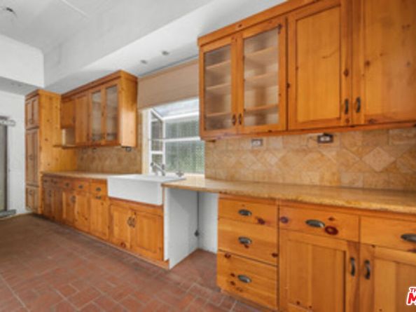 12518 Addison Street, Valley Village CA 91607
