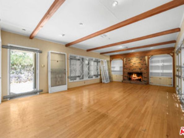 12518 Addison Street, Valley Village CA 91607