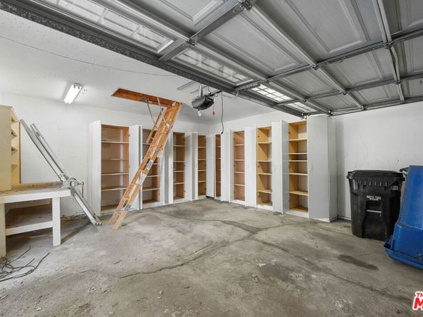 12518 Addison Street, Valley Village CA 91607