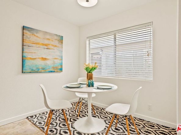 10700 Bloomfield Street 3, North Hollywood CA 91602