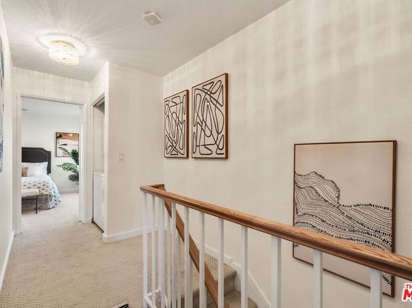 10700 Bloomfield Street 3, North Hollywood CA 91602