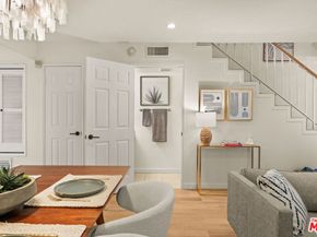 10700 Bloomfield Street 3, North Hollywood CA 91602