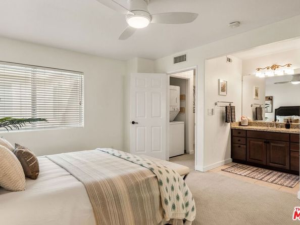 10700 Bloomfield Street 3, North Hollywood CA 91602