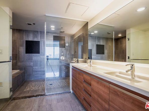 3785 Wilshire Boulevard 1710, Los Angeles CA 90010