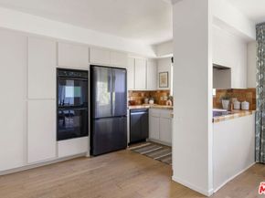 702 Cavanagh Road, Glendale CA 91207