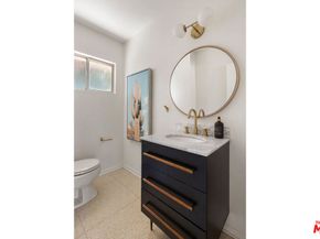 702 Cavanagh Road, Glendale CA 91207