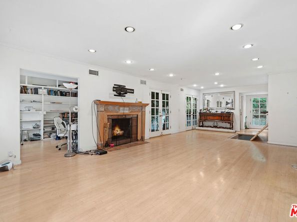 1340 Sierra Alta Way, Los Angeles CA 90069