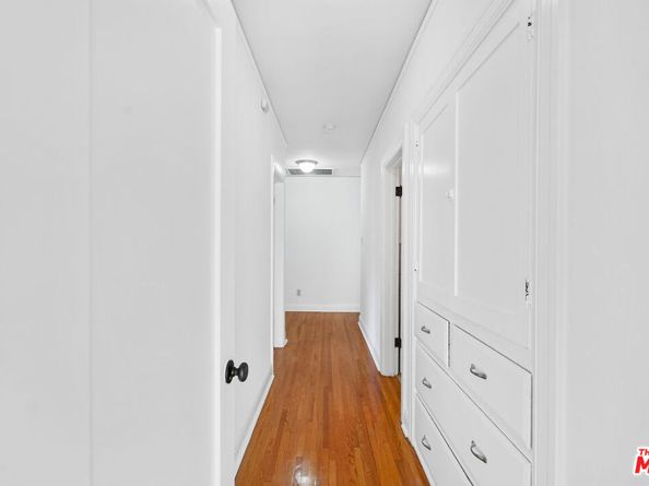 5133 Brynhurst Avenue, View Park CA 90043