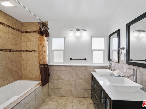 5133 Brynhurst Avenue, View Park CA 90043