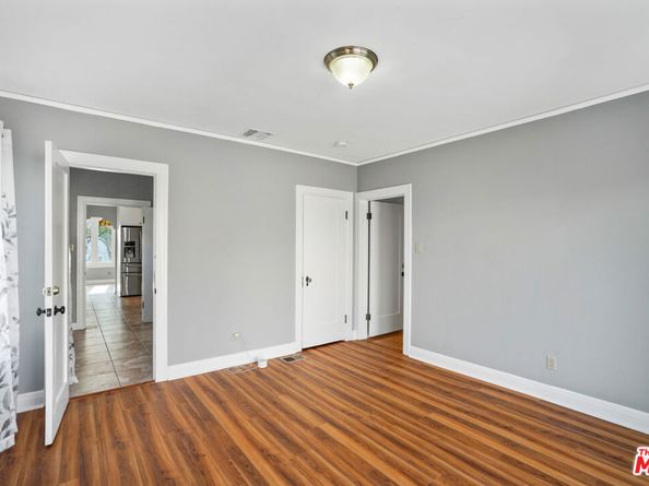 5133 Brynhurst Avenue, View Park CA 90043