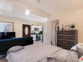 5133 Brynhurst Avenue, View Park CA 90043