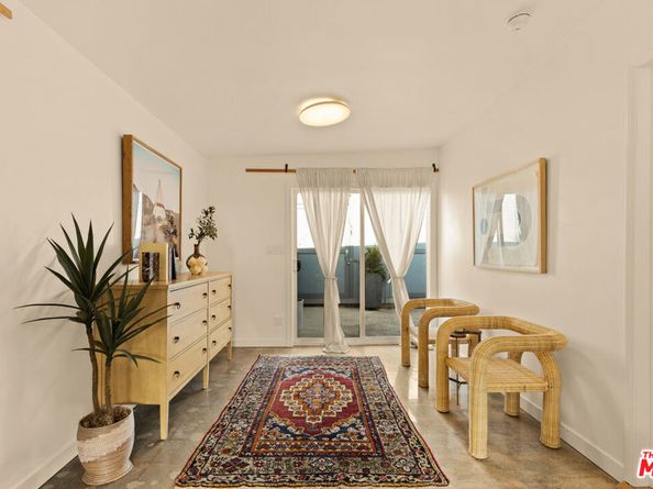 825 N Avenue 67, Los Angeles CA 90042