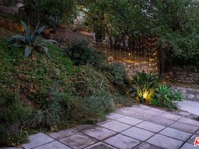 825 N Avenue 67, Los Angeles CA 90042