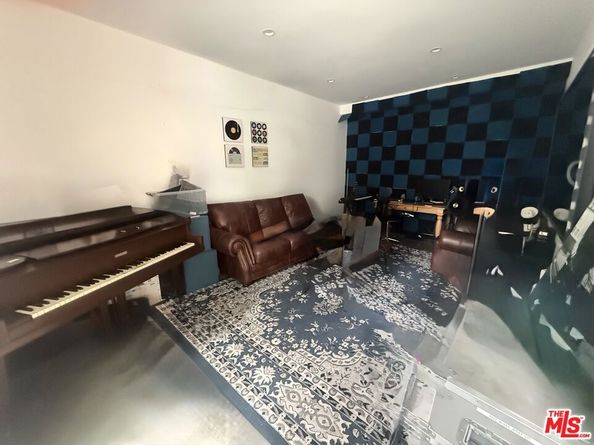 2646 Westwood Boulevard, Los Angeles CA 90064