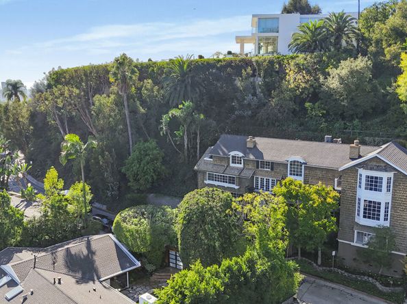 9315 Beverly Crest Drive, Beverly Hills CA 90210