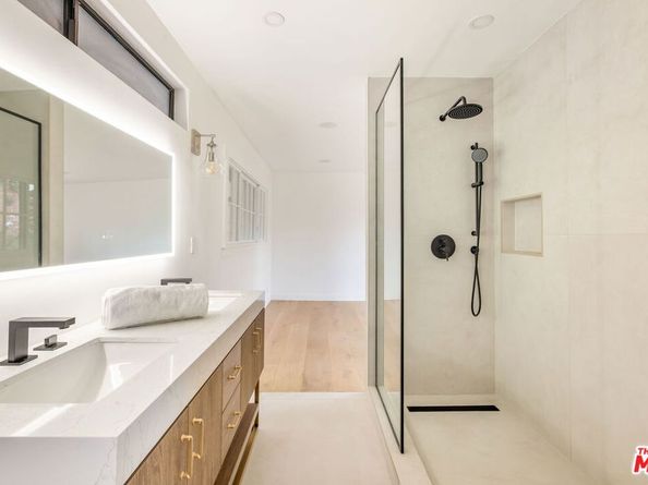 9315 Beverly Crest Drive, Beverly Hills CA 90210