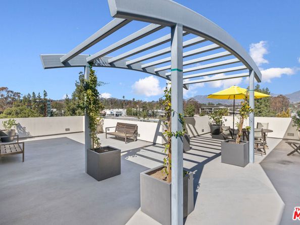 159 W Green Street 304A, Pasadena CA 91105