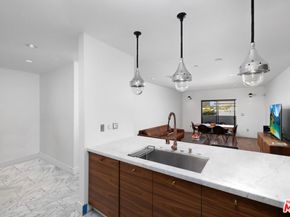 159 W Green Street 304A, Pasadena CA 91105