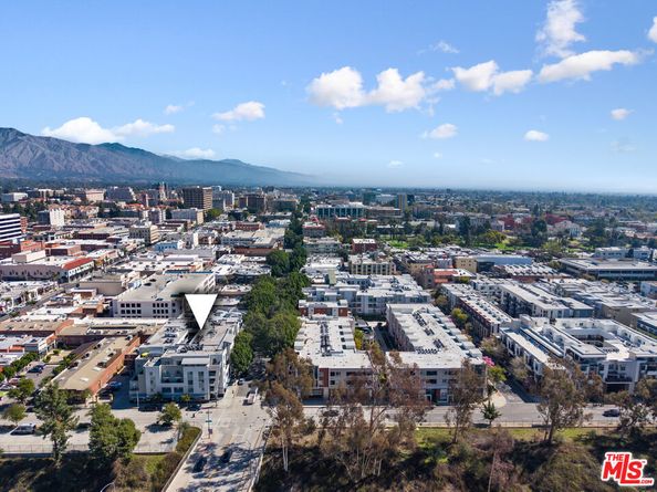 159 W Green Street 304A, Pasadena CA 91105