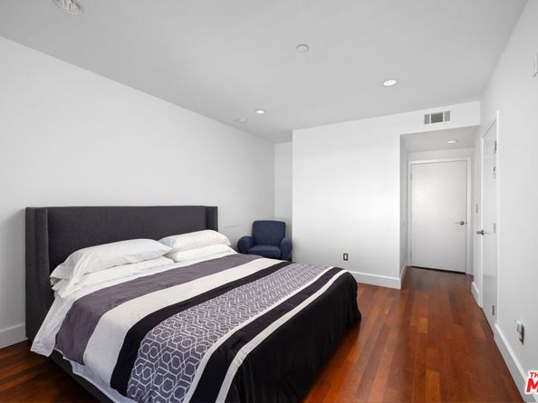 159 W Green Street 304A, Pasadena CA 91105