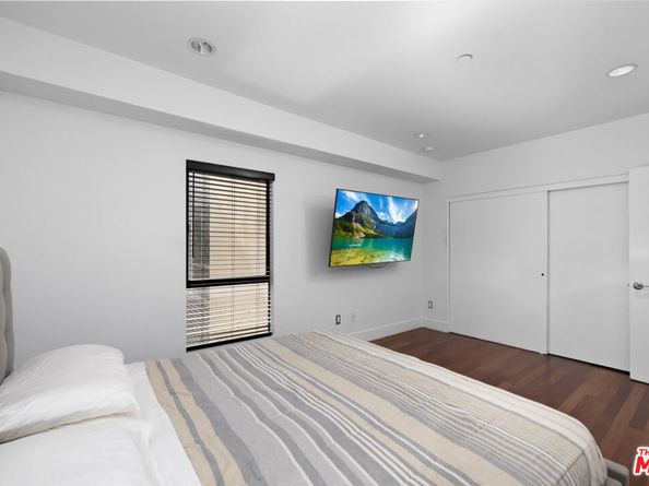 159 W Green Street 304A, Pasadena CA 91105