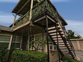 1105 W Clark Avenue, Burbank CA 91506