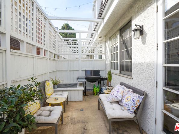 1037 16th Street 10, Santa Monica CA 90403