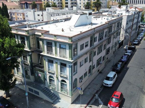 2809 W 8th Street, Los Angeles CA 90005