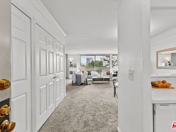 11645 Montana Avenue