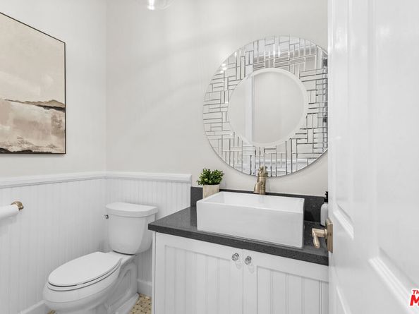 4616 Ventura Canyon Avenue, Sherman Oaks CA 91423