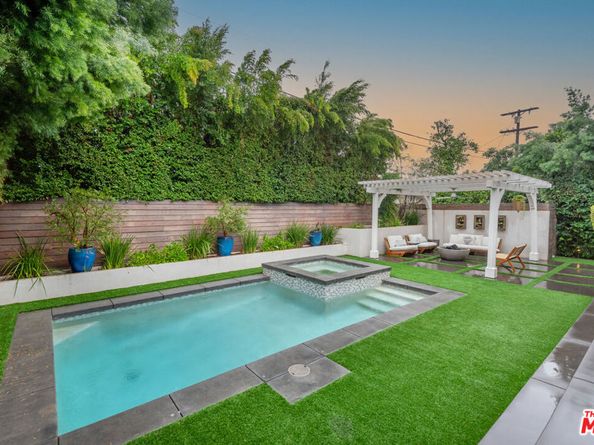 4616 Ventura Canyon Avenue, Sherman Oaks CA 91423