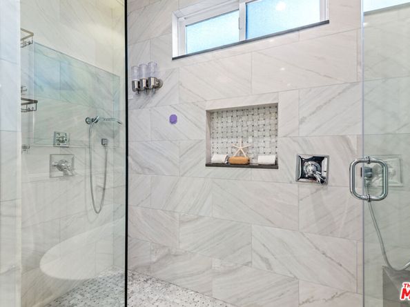 4616 Ventura Canyon Avenue, Sherman Oaks CA 91423