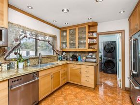 1976 N Catalina Street, Los Angeles CA 90027