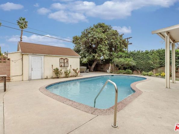 1976 N Catalina Street, Los Angeles CA 90027