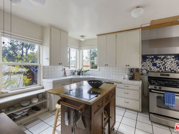 1560 Waldran Avenue, Los Angeles CA 90041