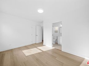 1558 Hauser Boulevard, Los Angeles CA 90019