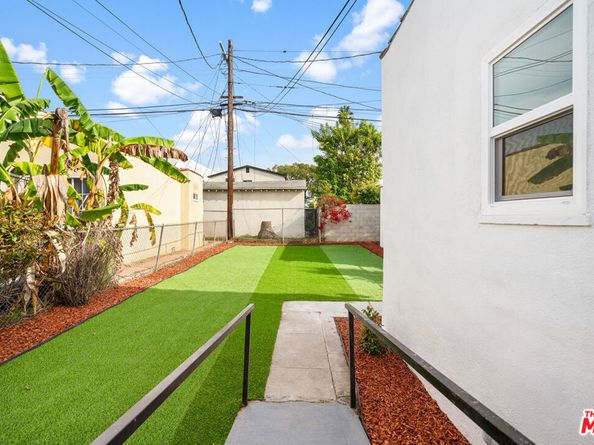 1558 Hauser Boulevard, Los Angeles CA 90019