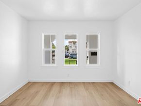 1558 Hauser Boulevard, Los Angeles CA 90019