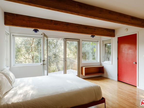 11600 Amanda Drive, Studio City CA 91604