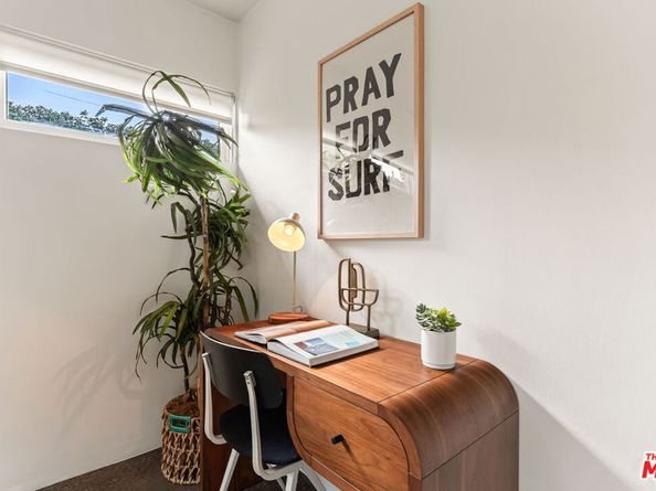 150 N Ontario Street, Burbank CA 91505