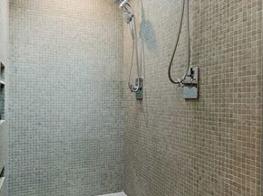 150 N Ontario Street, Burbank CA 91505