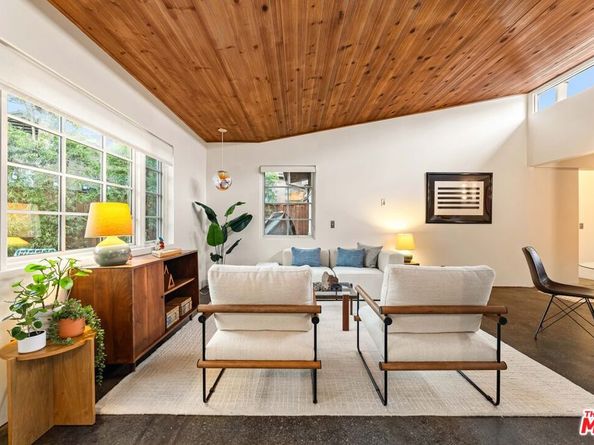 150 N Ontario Street, Burbank CA 91505