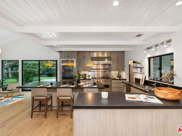 6417 Via Escondido Drive, Malibu CA 90265