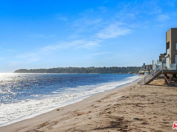 6417 Via Escondido Drive, Malibu CA 90265