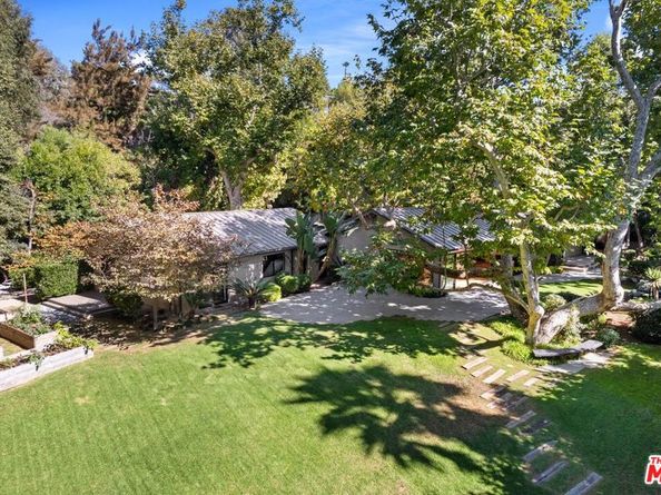 6417 Via Escondido Drive, Malibu CA 90265