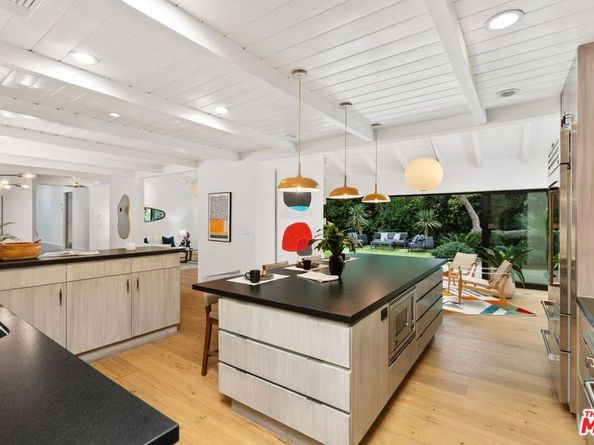 6417 Via Escondido Drive, Malibu CA 90265