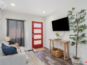 5159 Inglewood Boulevard, Culver City CA 90230