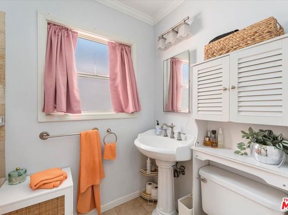 5159 Inglewood Boulevard, Culver City CA 90230